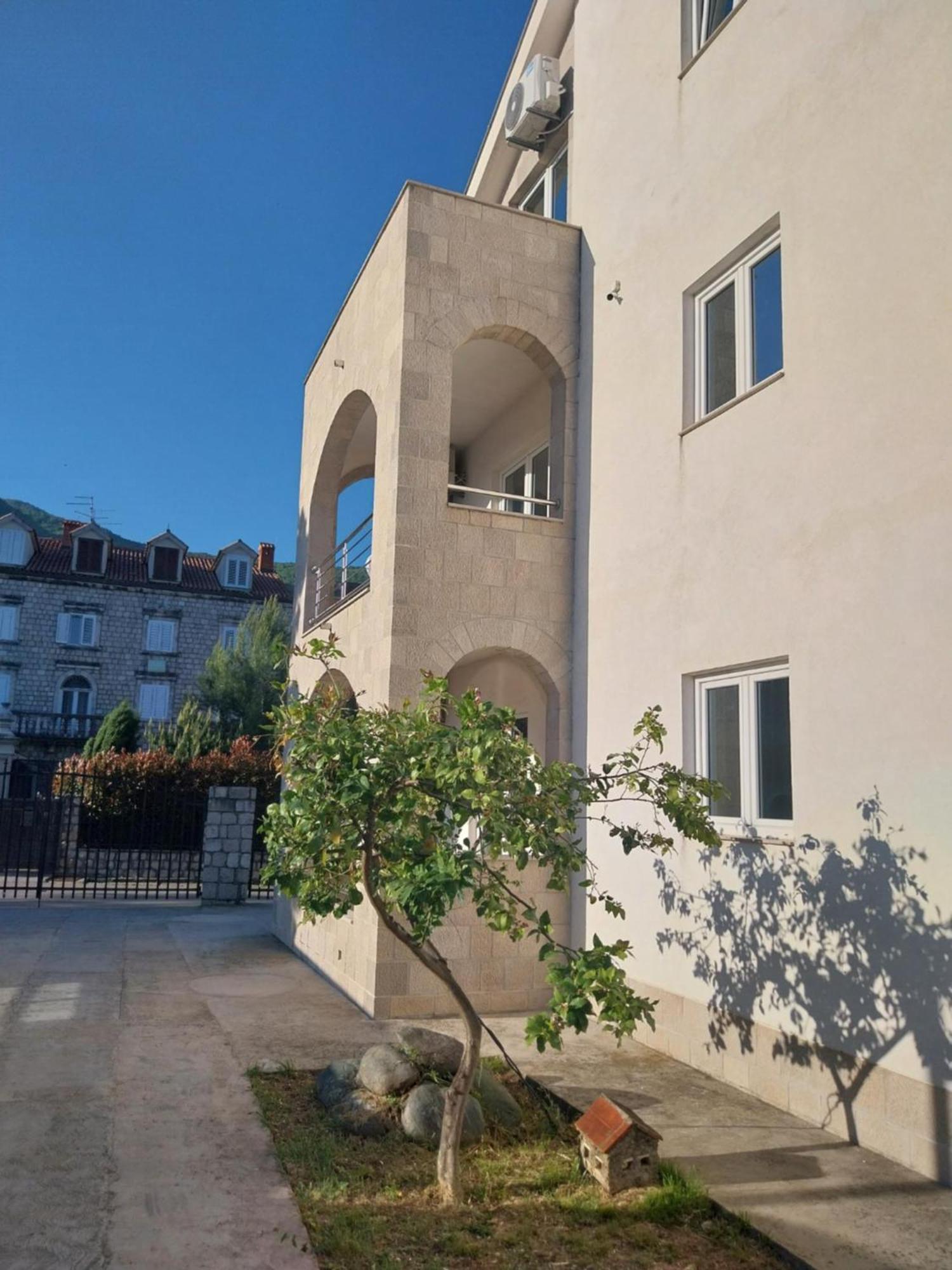 Apartments Villa Danilovic Herceg Novi Esterno foto