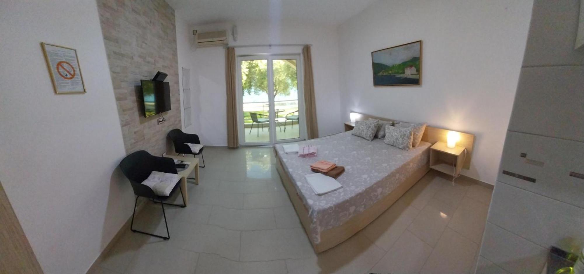 Apartments Villa Danilovic Herceg Novi Esterno foto